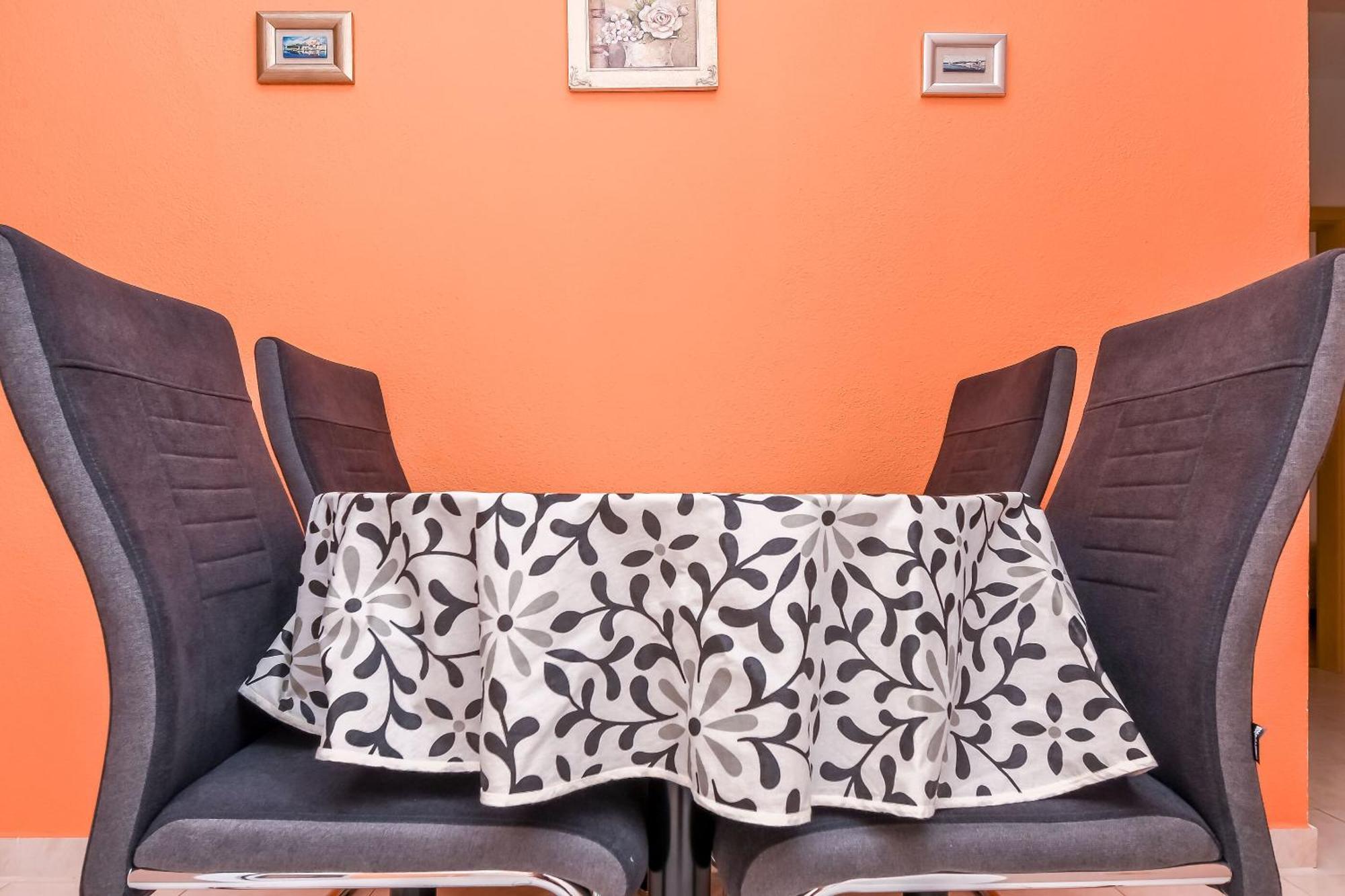 Donji Okrug  Apartments Tonka מראה חיצוני תמונה