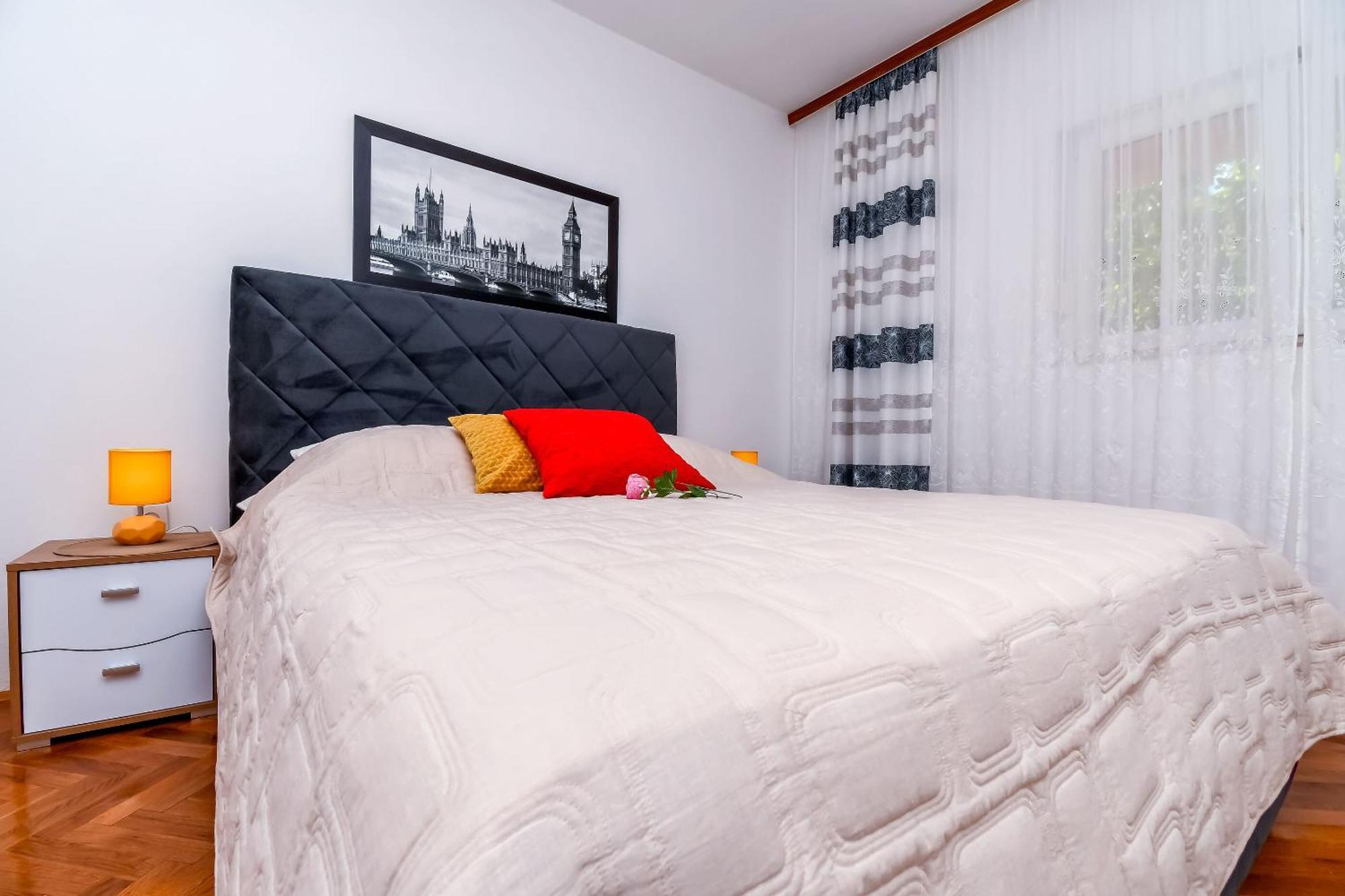 Donji Okrug  Apartments Tonka מראה חיצוני תמונה