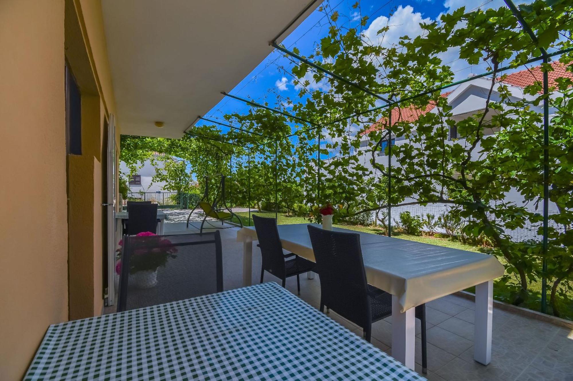 Donji Okrug  Apartments Tonka מראה חיצוני תמונה